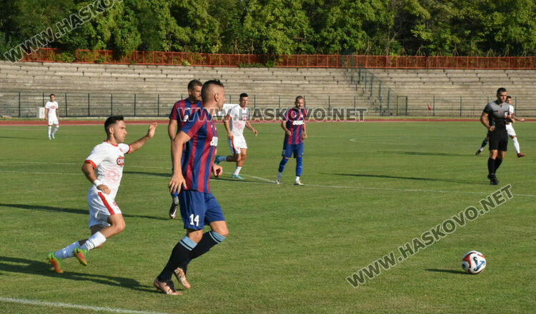 „Саяна Хасково“ победи и „Асеновец“ в контрола