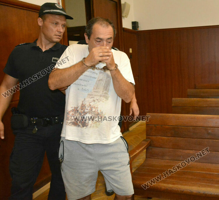 Задържаха тираджия с 83 кг марихуана, той отрича вина