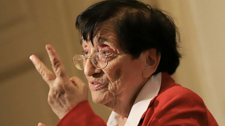 Мика Зайкова: Средният нетен доход на европееца е 28 хил. евро годишно, у нас е 9325 евро. Вървим надолу!