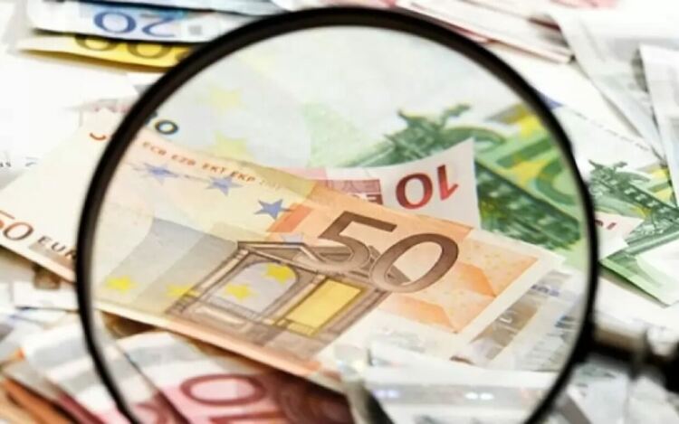 Има месеци, в които емигрантите са най-големият инвеститор в България.