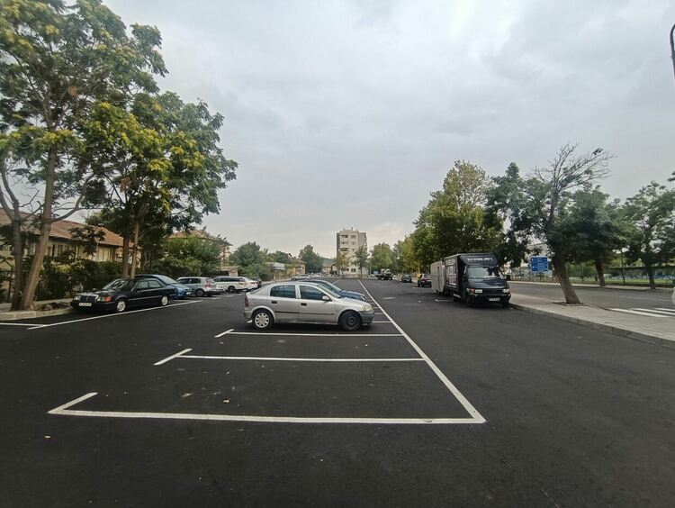 Момчилград с нов безплатен паркинг за автомобили и автобуси