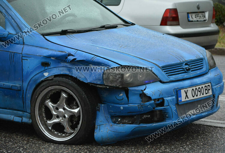 19-годишна водачка пострада при катастрофа на Кърджалийска