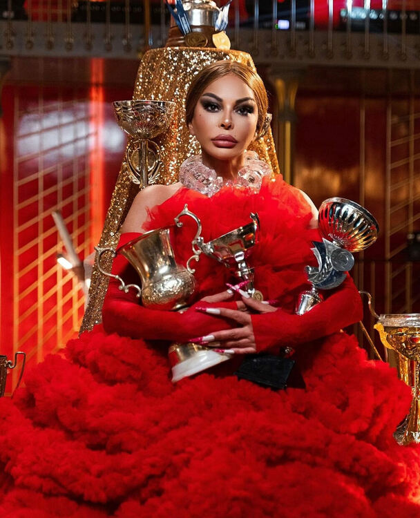 БГ дизайнер отново облече примата на Азербайджан. Суперзвездата Айгюн блести с рокля на Фатих Осман