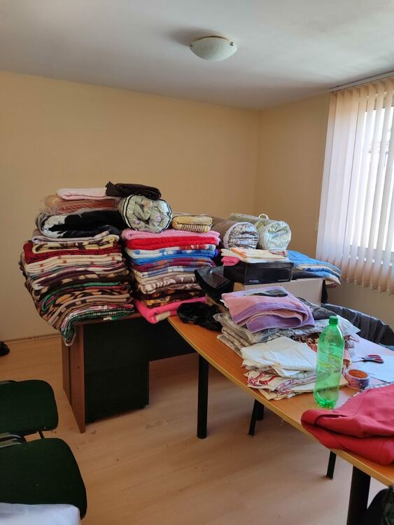 Село Воден изпраща дарения на пострадалите в село Воден