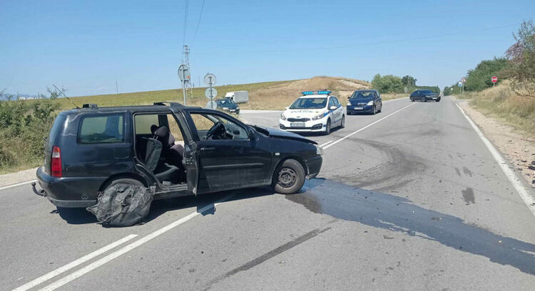 Четирима пострадаха при катастрофи в Хасково