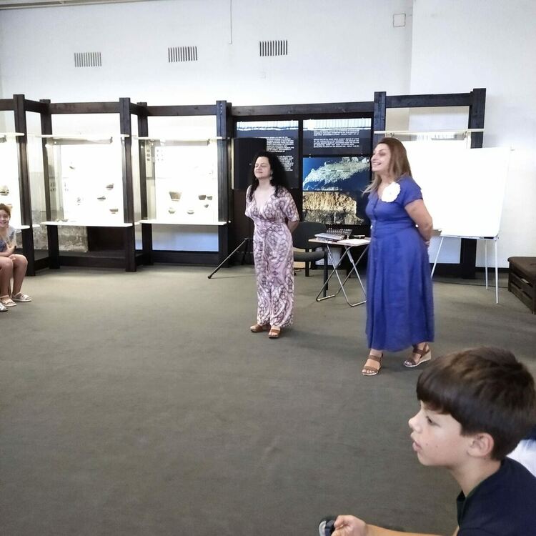 Психолози се включиха в лятната школа „Ваканция в музея“