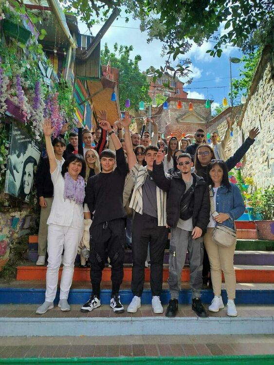 Красимира Хубинова на 60: „Знанието трябва да стане потребност и средство да успееш в живота“