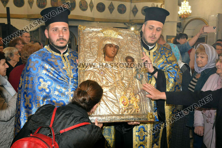 Чудотворна икона ще бъде изложена в Хасково през август