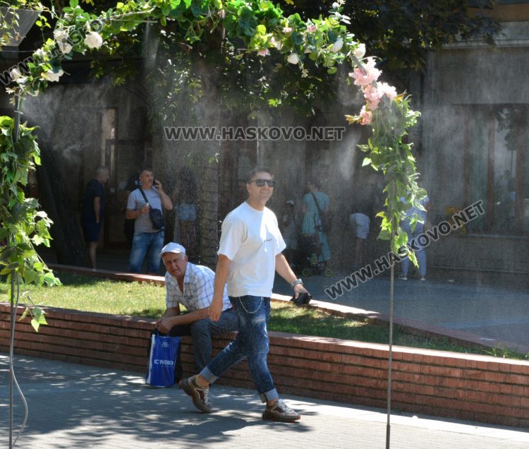 Очаква ни горещ и слънчев последен ден на юли