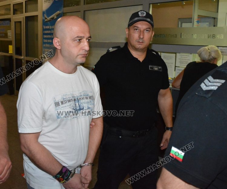 Оставиха в ареста шофьор, хванат с марихуана за над 6 милиона лева