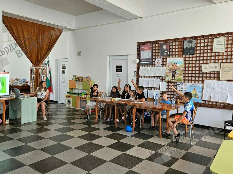 Обучение на тема "Хранене и Здраве" се проведе в Народно читалище "Родопски фар 1938"