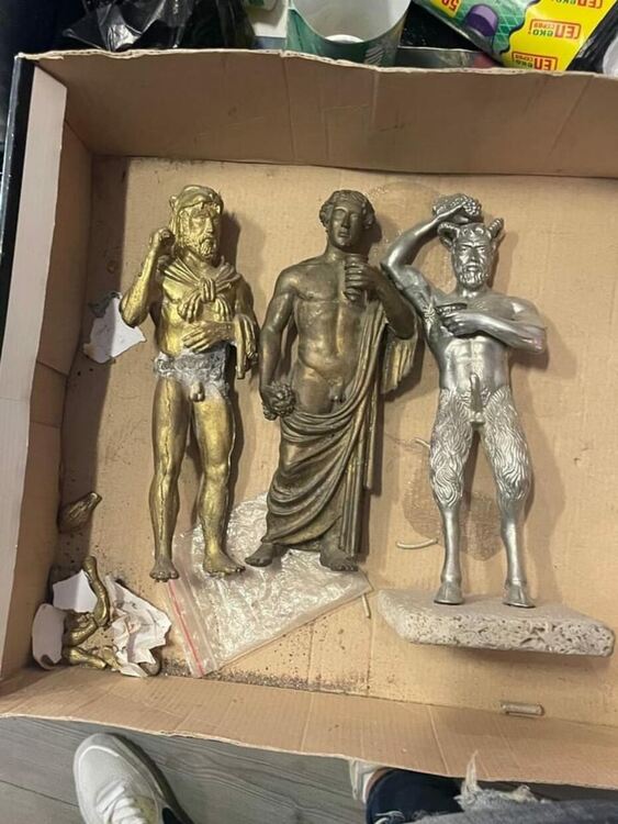 Разкриха престъпна група за трафик на културни ценности