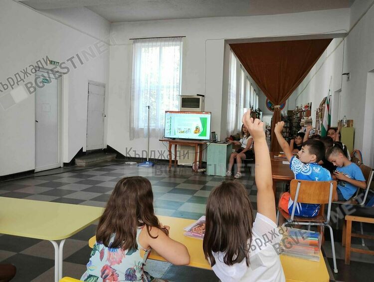 Обучение на тема "Хранене и Здраве" се проведе в Народно читалище "Родопски фар 1938"