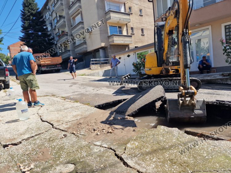 Пукнатина от 4 метра на главен водопровод е причина за разлива на „Илинден“