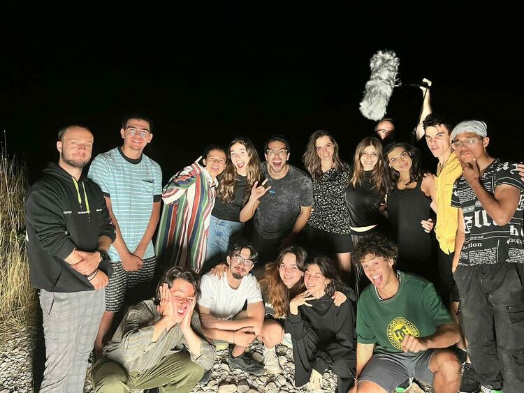 Младежи снимаха игрален филм в село Искра