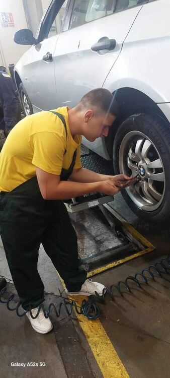 Учениците от ПГТАТ „Н. Й. Вапцаров“ се завърнаха след практика в Испания