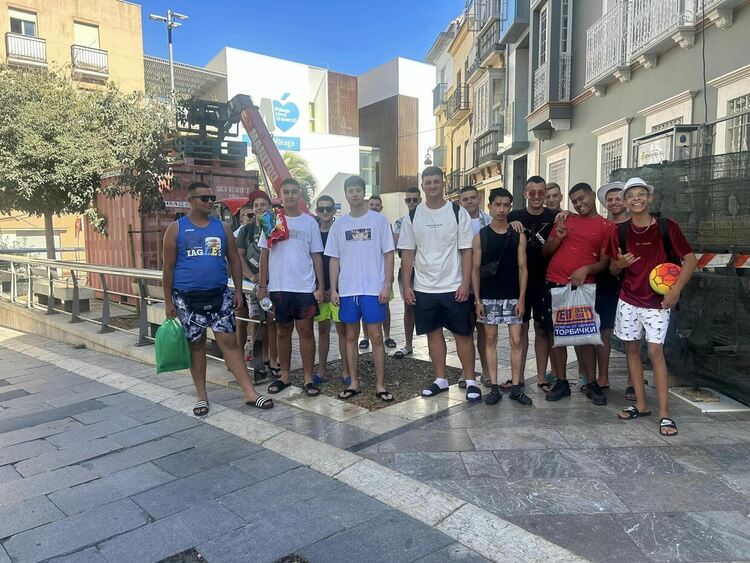 Учениците от ПГТАТ „Н. Й. Вапцаров“ се завърнаха след практика в Испания