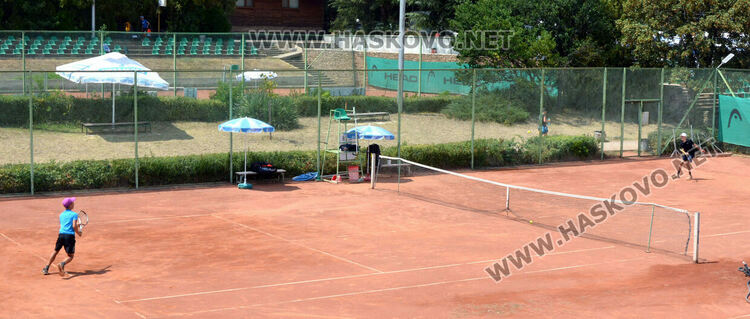 Започна основната схема на „Тенис Европа – Хасково Къп до 14 години“