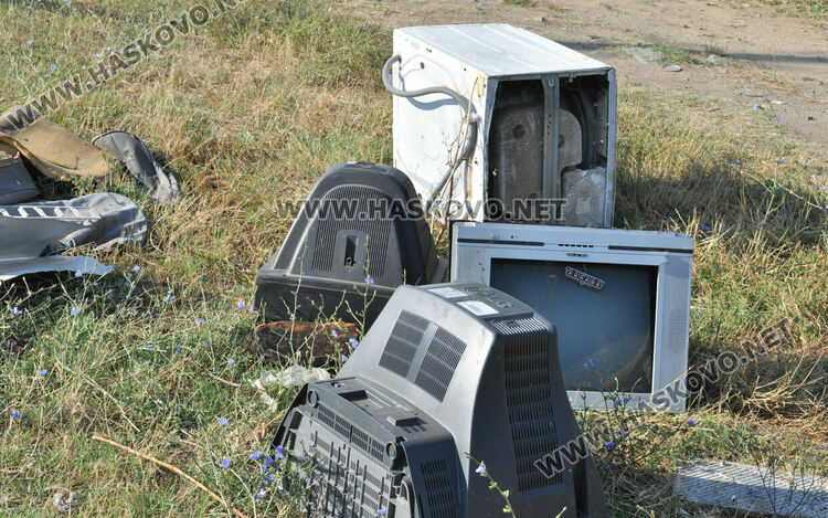 25 семейства получиха помощи за щети от пожарите 