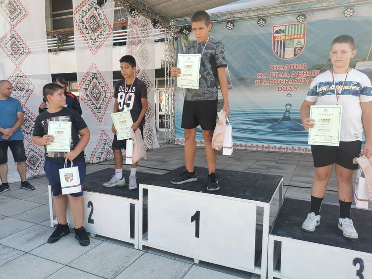 С велосъстезание Девин даде начало на празника на града и минералната вода /галерия/