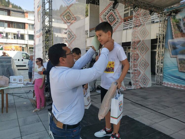 С велосъстезание Девин даде начало на празника на града и минералната вода /галерия/