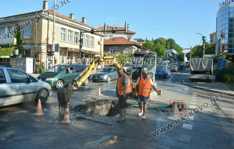Повреди оставиха голяма част от кварталите „Македонски“ и „Овчарски“ без вода