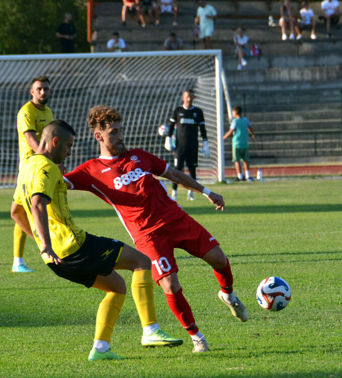 Свиленград нанесе втора поредна загуба на Саяна Хасково