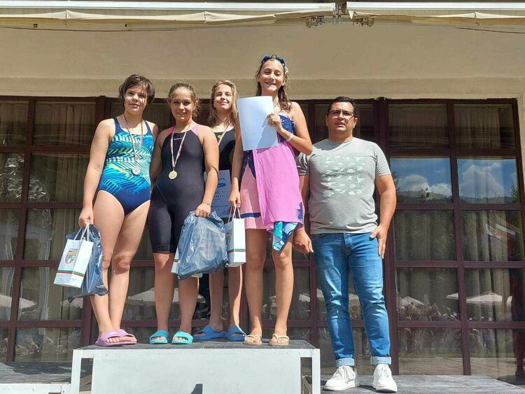 19 участници се включиха в турнира по плуване в чест на Празника на Девин и минералната вода 