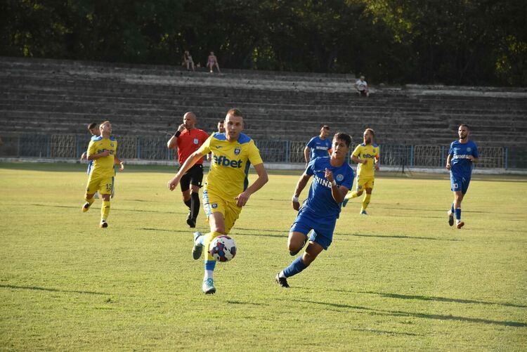 Димитровград загуби от "Марица" след обрат