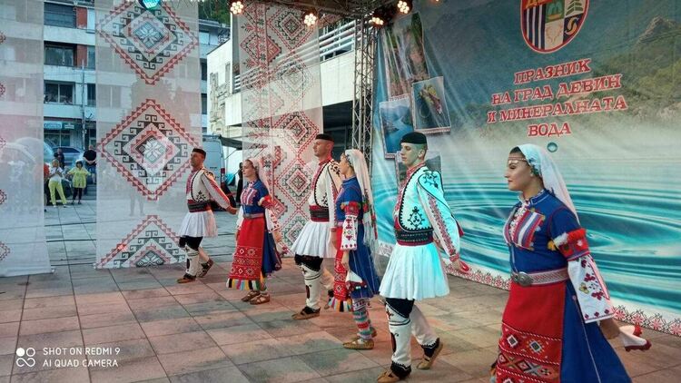 Valemo “Grill And Lunch” е ресторант за 2024 година в Девин 