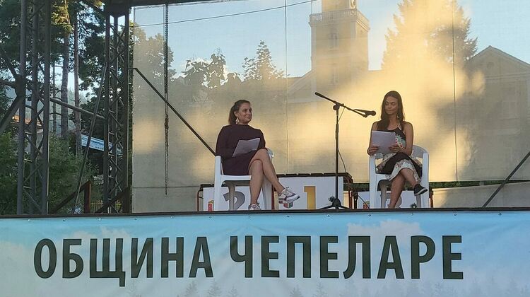 Писателски лагер събра жени писателки от цяла Европа в Чепеларе