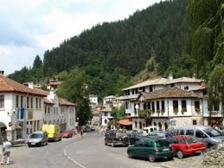 В сряда вечер  спират движението в Широка лъка, за провеждането на тържествена заря