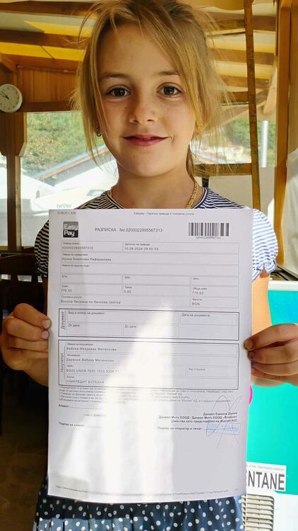 За пример! Деветгодишната Елена дои един месец крави и дари парите за лечението на млада майка