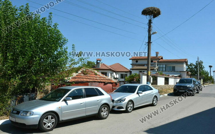 Вече 34 г. Хайрие Бекир от Боян Ботево предсказва съдбата на хората