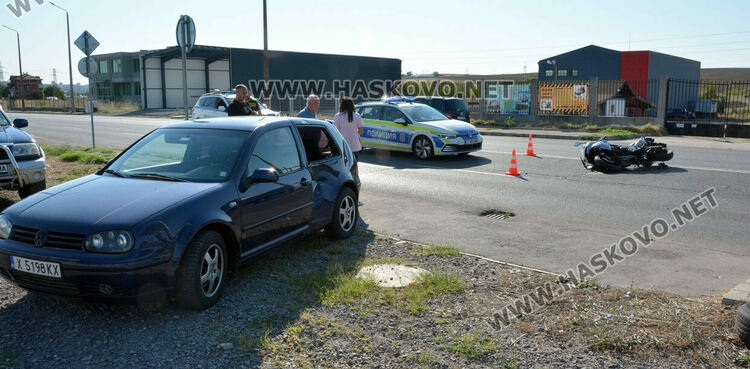 Моторист пострада при катастрофа с „Фолксваген“ в Хасково