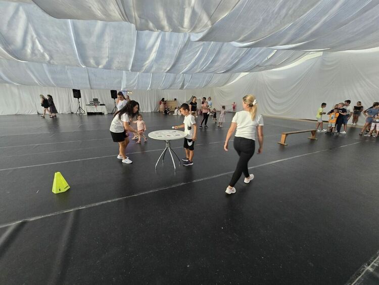 Щафетни игри и цветни приключения за най-малките жители на община Рудозем