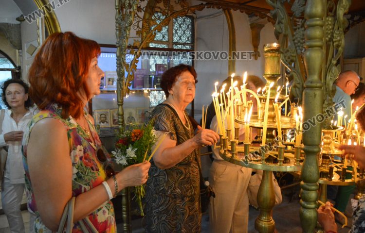 Хасково почита своята закрилница Пресвета Богородица