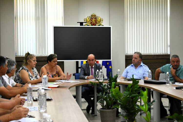 Епизоотичната комисия в Асеновград с предупреждения към животновъдите