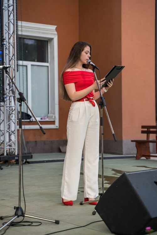 Рудозем празнува! Програмата започна с изпълнения на читалищни състави /галерия/