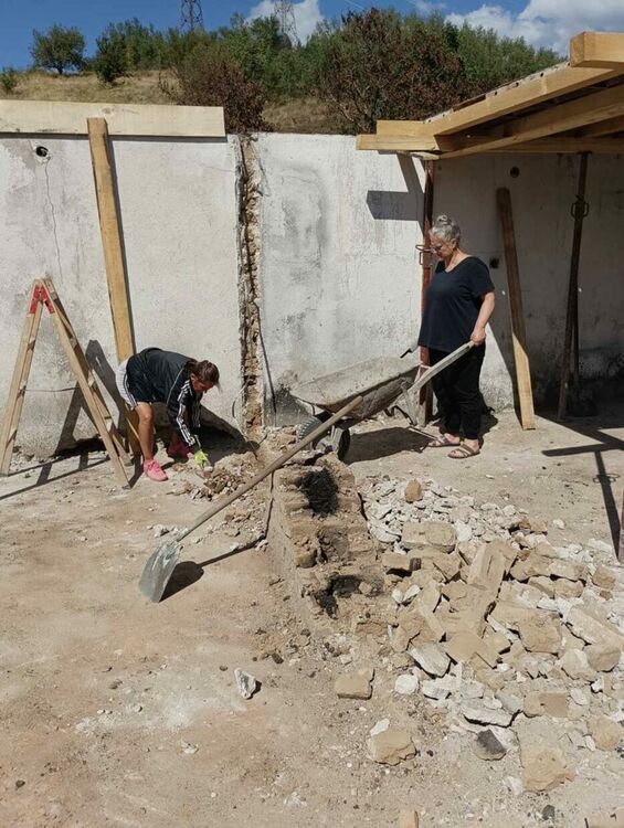 Стоманово се обедини: събраха 12 000 лева за възстановяване на изгорялата къща на съселяните си