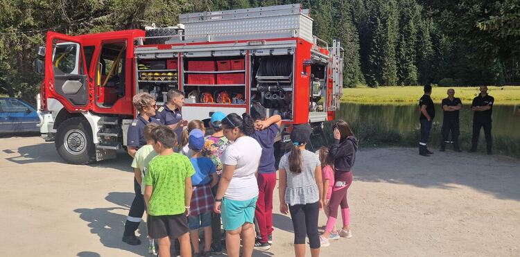 40 деца се обучаваха как да пазят горите от пожар