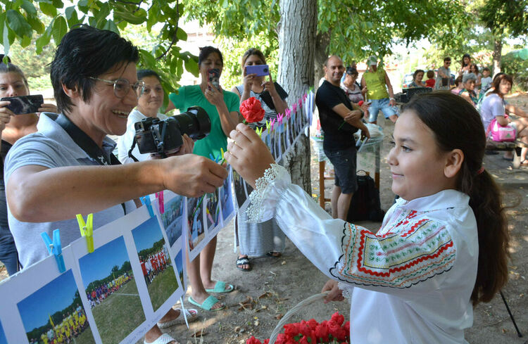Претвориха любовта на децата към Бодрово във фотоизложба
