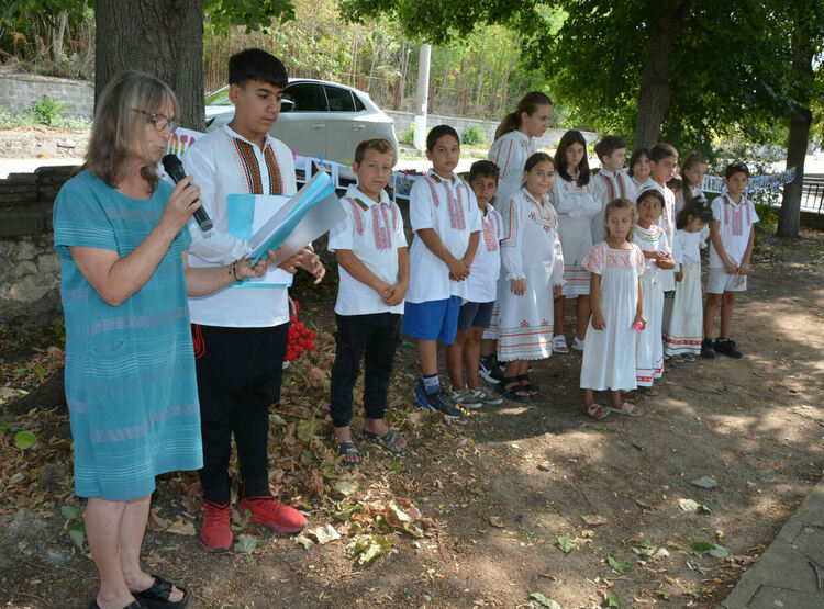 Претвориха любовта на децата към Бодрово във фотоизложба