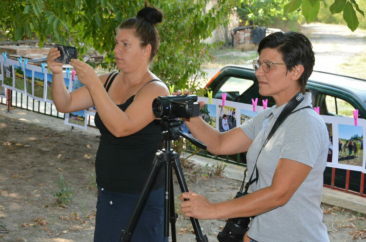 Претвориха любовта на децата към Бодрово във фотоизложба