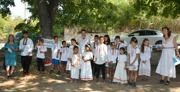 Претвориха любовта на децата към Бодрово във фотоизложба