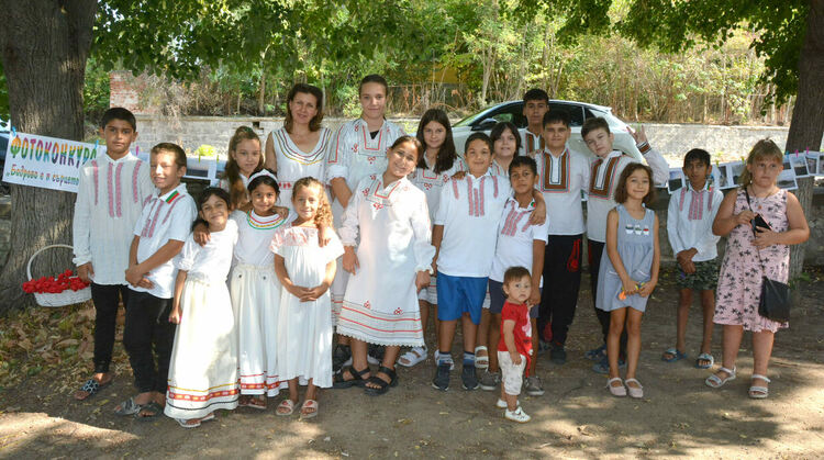 Претвориха любовта на децата към Бодрово във фотоизложба