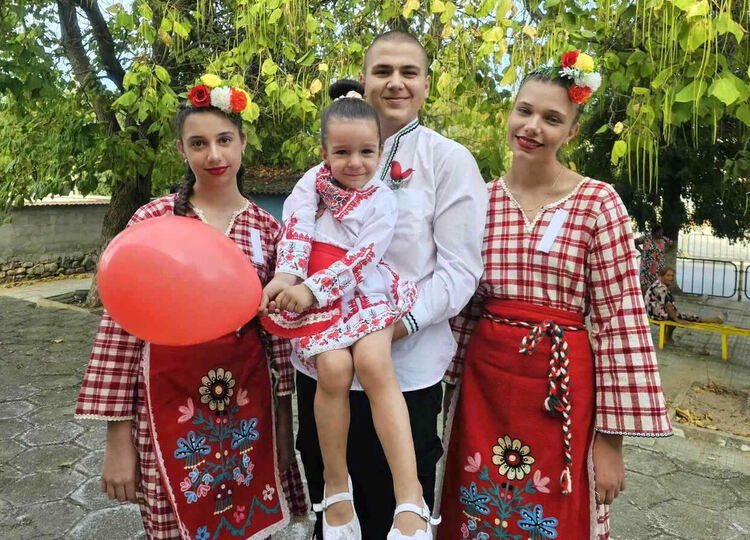 Концерт-спектакъл беляза началото на нова ера за читалището във Войводово след ремонта