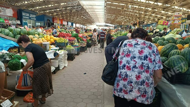 Поевтиняват сезонни плодове и зеленчуци,на Пазара в Кърджали е най-евтино в неделя
