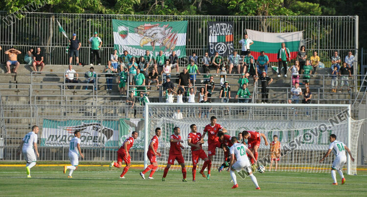 10 години от последната славна страница в историята на хасковския футбол