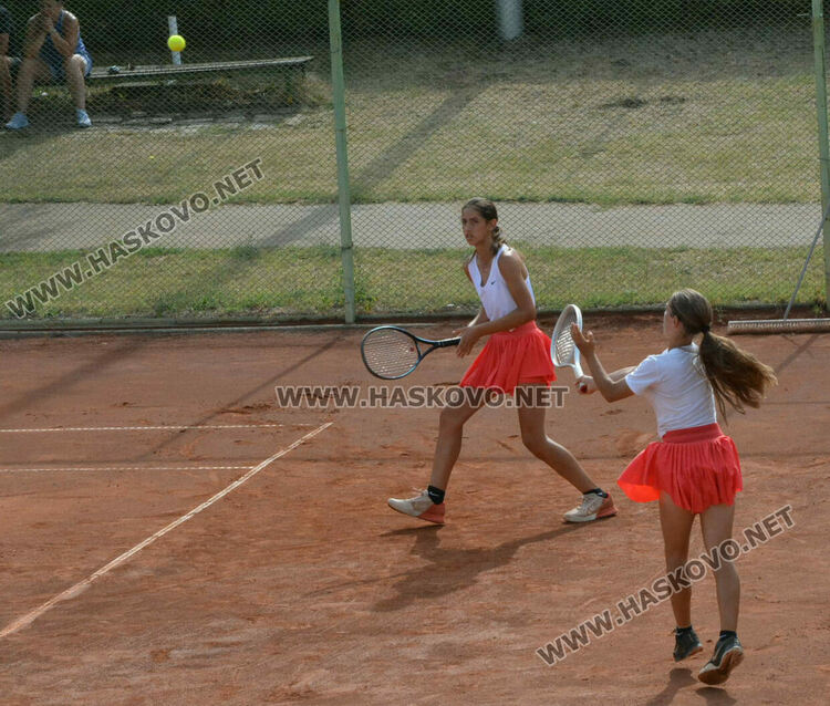 Украинка и германка спечелиха титлата на двойки на турнира по тенис „Haskovo cup“